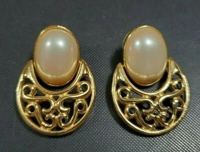 PENDIENTES PERFORADOS VINTAGE TRIFARI PERLA TONO ORO ENVÍO GRATUITO Foto 1 de 2