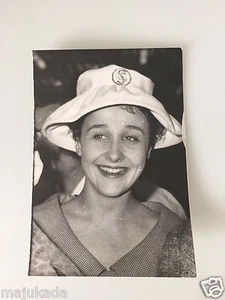 CATHERINE SAMIE - PHOTO DE PRESSE ORIGINALE 13x9 cm - Bild 1 von 1