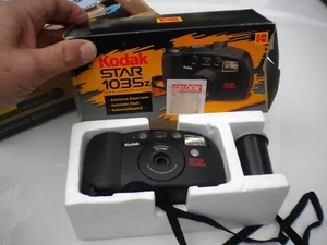 Cámara Kodak Star 1035Z vintage en la caja - Imagen 1 de 2