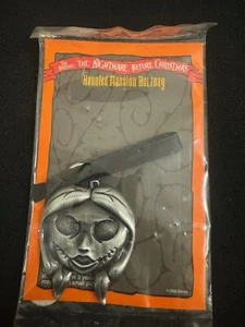 Ornamento in peltro zucca Sally Nightmare Holiday Haunted Mansion nuovo con scatola Disney 2008 - Foto 1 di 5