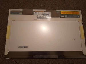 Samsung LTN154X3-L02 15.4" 30 Pin Matt LCD Screen CCFL - Picture 1 of 3