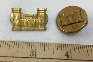 Lote de 2 corbatas de doble pasador de metal militar cuerpo de ingenieros de ejército - Imagen 1 de 2