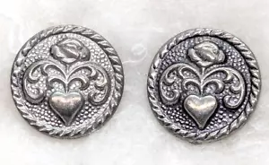 2 Vintage 1960's Antique Silver Shank Buttons w/ Raised Heart Vines Flower 19mm - Picture 1 of 4