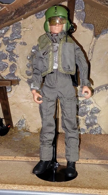 1/6 12" GI Joe Hasbro GI Jane 101st Air Assault Army Helicopter pilot Loose - Image 1 of 2