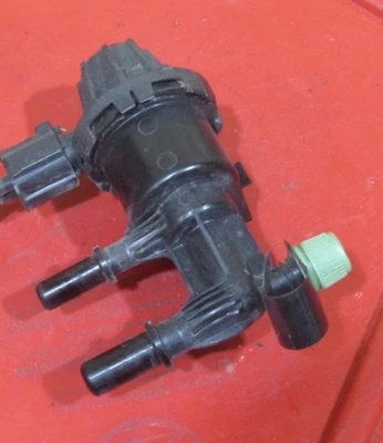 2005-2009 Ford Mustang 4.0L 4.6L OEM evap purge valve solenoid 05 06 07 08 09 GT - Image 1 of 2