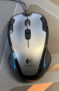 Logitech G300 Optical Ambidextrous Gaming Corded Mouse 9 Programmable Buttons - Photo 1/7