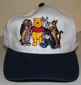Sombrero/Gorra Disney Winnie the Pooh Gang - "Los verdaderos amigos hacen que cada día sea más brillante" - Imagen 1 de 3