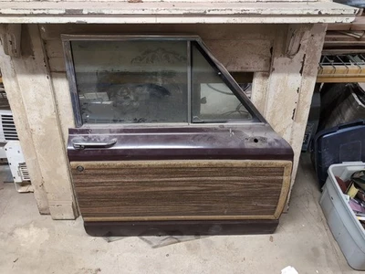 1989 JEEP GRAND WAGONEER CONJUNTO DE PORTA PASSAGEIRO DIANTEIRO DIREITO Marrom - Imagem 1 de 2