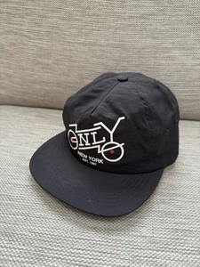 Only NY Nylon Cruiser Cap in schwarz - Bild 1 von 9