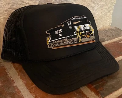 Gorra/Sombrero (Negro con parte posterior de malla) Norfolk Southern Railroad Locomotive (NS) #22393 Foto 1 de 2