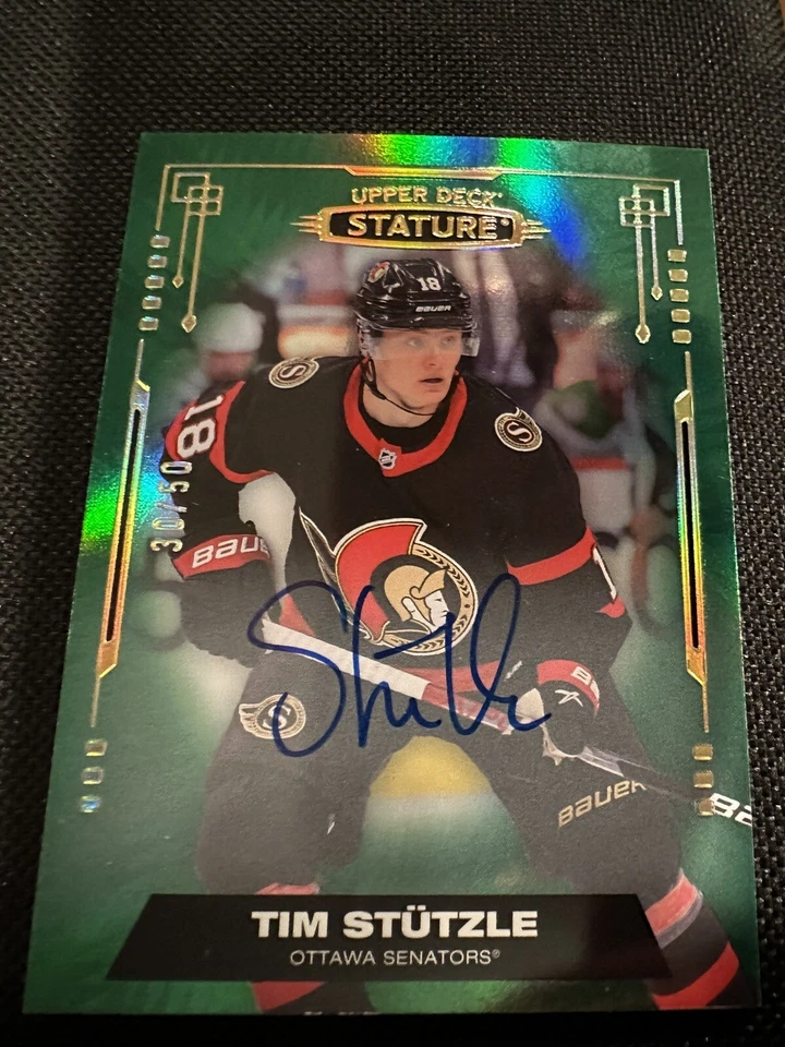 2021-22 Stature Hockey Tim Stutzle 36 Green Auto Photo Variation /50 - Image 1 of 3