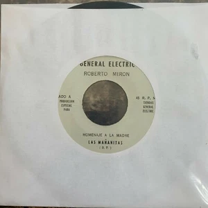 ROBERTO MIRON -LAS MAÑANITAS / HOMENAJE A LA MADRE- PROMO MEXICAN 7" SINGLE  - Picture 1 of 3