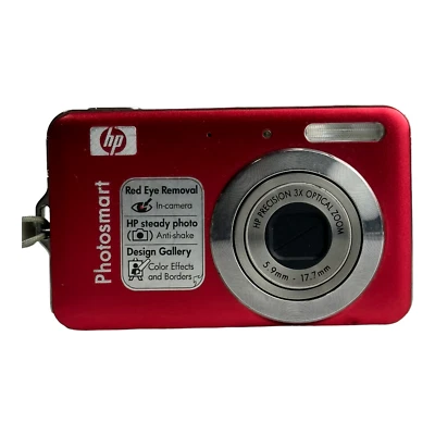 HP Photosmart R742 7MP Digital Camera, with 3x Optical Zoom, Red - Image 1 of 4