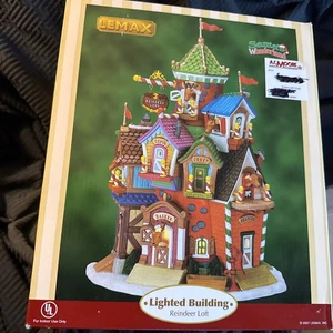2007 Lemax Village Collection 75543 Lighted Reindeer Loft Christmas Village - Picture 1 of 5