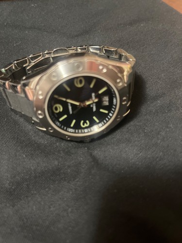 Picture 1 of 4