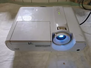 Mitsubishi XD221U 2300 Lumens XGA DLP Projector - Lamp Works - Picture 1 of 6