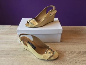 Stuart Weitzman For Russell & Bromley Beige Patent Leather Wedge Sandals. UK 5.5 - Picture 1 of 12