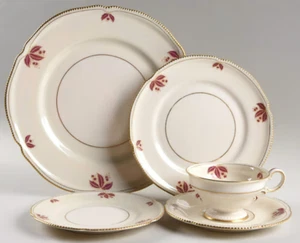 Castleton Jubilee 5-piece place setting - Picture 1 of 5