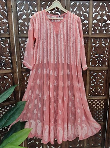 Free Inner Peach Georgette Chikankari Anarkali Kurti Ethnic Wear Chikan Dress - Picture 1 of 3