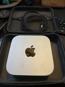 Apple Mac mini Desktop M4 chip 16GB Memory 256GB SSD Silver 2025 - Picture 1 of 3