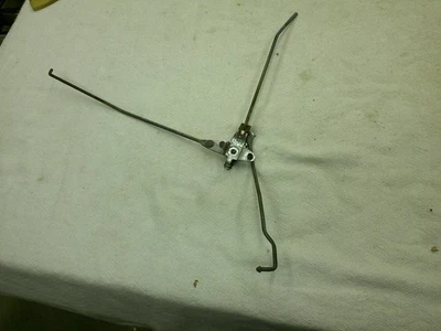 Varilla de bloqueo de puerta eléctrica Cutlass Supreme Driver 1981-1988 Foto 1 de 4