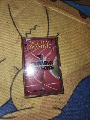 “Weird Al” Yankovic - Running With Scissors Cassette Tape 1999 Parody Pretty Fly Foto 1 de 3
