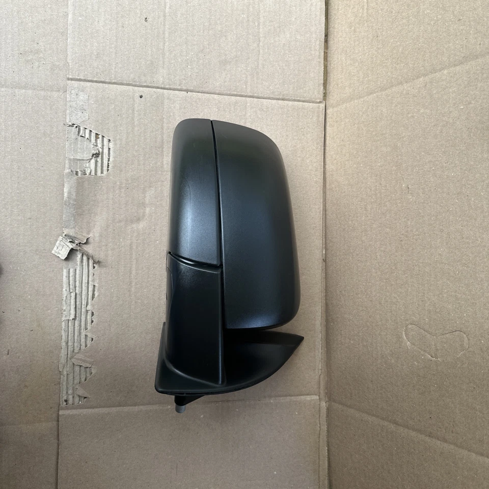 2019-2022 FORD RANGER SIDE MIRROR OEM RH RIGHT PASSENGER SIDE WITH BLIND SPOT - Image 1 of 4