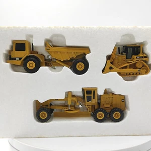 Diecast CAT 1/64 Scale Motor Grader Loader Bulldozer Alloy Engineering Car Model - Picture 1 of 14