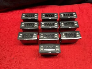 Lot of 10 Eliwell EWPlus 974 Temperature Control Module EW2EDIEXC4A01 Franke - Picture 1 of 16