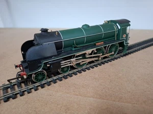Hornby R154 Sir Dinidan SR Locomotive. No Tender. Made In Great Britain - Picture 1 of 6