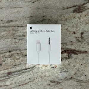 Câble Apple Lightning vers jack audio 3,5 mm (1,2 m) - Blanc - Photo 1 sur 4