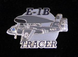 VAW-120 Greyhawks GE E-1B TRACER Willy Fudd WF REVERS HUT PIN UP US NAVY USS ASW - Bild 1 von 12
