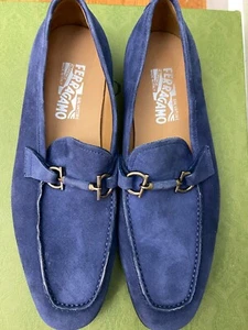 NUOVO Salvatore Ferragamo 0610514 Mocassini Uomo Blu Scamosciato Tg 8 EEE US 9 - Foto 1 di 11