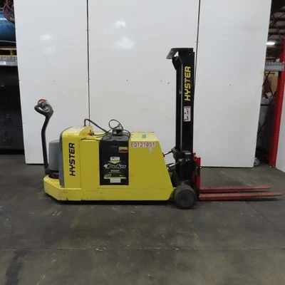 Hyster W40ZC 4000 Lb 24V Walkie High Lift Pallet Stacker 100" Lift -2020 Battery - Image 1 of 4