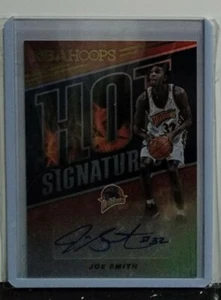 2018-19 Panini Hoops Hot Signatures #HS-JSM Joe Smith - Foto 1 di 2