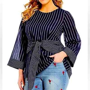 Gibson Latimer marineblau weiß gestreiftes Wickeltop Größe 1X - Bild 1 von 6