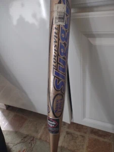 Louisville Slugger ‘Gamer’ 34 Inch 28 Oz Model SB804 Softball Baseball Bat - Picture 1 of 5