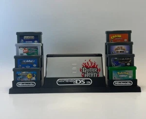 Nintendo DS Lite & 18 Spielkassetten - NUR DISPLAY (Farben anpassen) - Bild 1 von 8