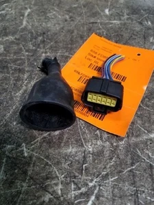 04-08 Ford F150 5.4l Transmission Plug 4R75 - Picture 1 of 6