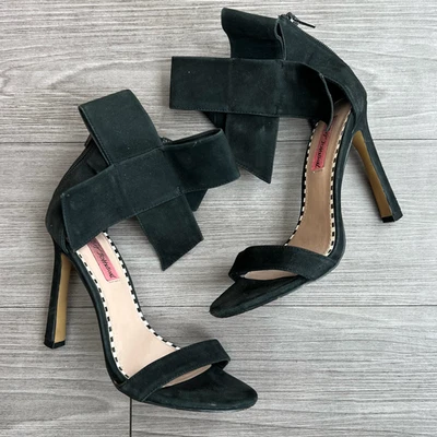 Betsey Johnson Friskyy Side Bow High Strappy Heels Sandals Size W7 - Image 1 of 4