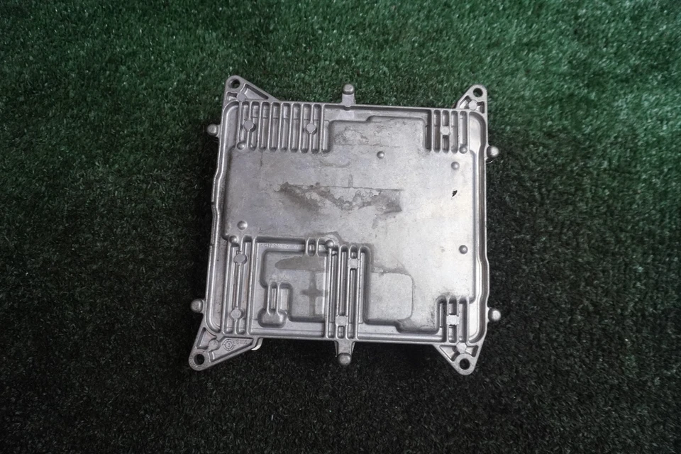 BMW X1 2013 2014 2015 2,0 L módulo de control del motor ecm ecu dme oem 8631728 Foto 1 de 4