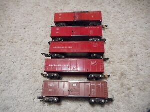 S  GUAGE AMERICAN FLYER THREE #633, TWO #642 REFRIGERATOR CARS