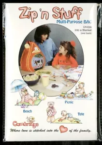 Zip 'n Stuff MULTI-PURPOSE BAG / BLANKET Craft Sewing Pattern - Picture 1 of 2