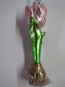 New Eric Cortina Glass Pink And White Tulip Bulb Ornament 4353116 Free Shipping - Picture 1 of 3
