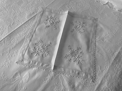 linge ancien Napperon Centre De Table Lin Dentelle Richelieu Point De Bourbon - Photo 1/4