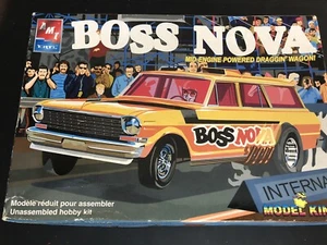 AMT Boss Nova Modellbausatz 1/25 Open Box angefangen lackierte Karosserie - Bild 1 von 8