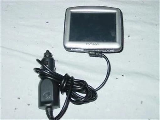 TOMTOM ONE CANADA 310 GPS CAR NAVIGATION UNIT!! - Image 1 of 1