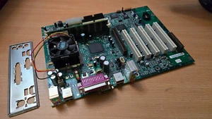 Intel D815EEA2 / D815EPEA2 motherboard with CPU & RAM - AA45154-207 - Picture 1 of 24