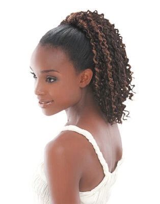 Sensationnel Instant Pony P028 – Natural Look Ponytail – Heat Resistant - Image 1 of 2