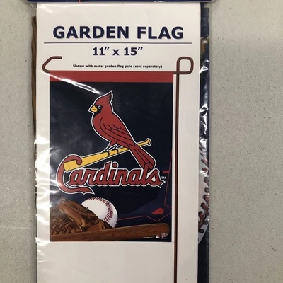 VTG ST LOUIS CARDINALS 11" X 15" GARDEN FLAG / YARD BANNER Wincraft 2004 - Image 1 of 4